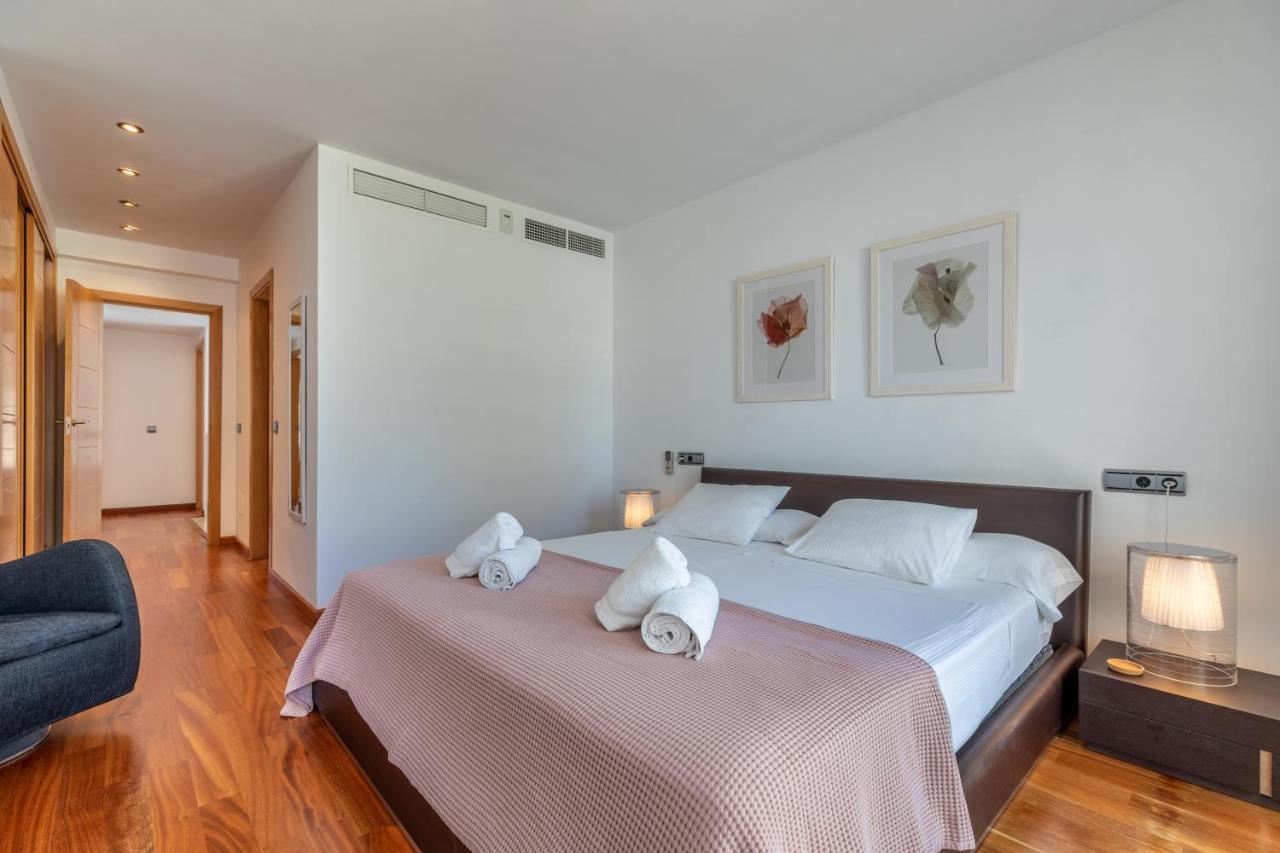 Appartement La Nau - Fantastic With Hot Tub And Pool, Just Steps Away From *