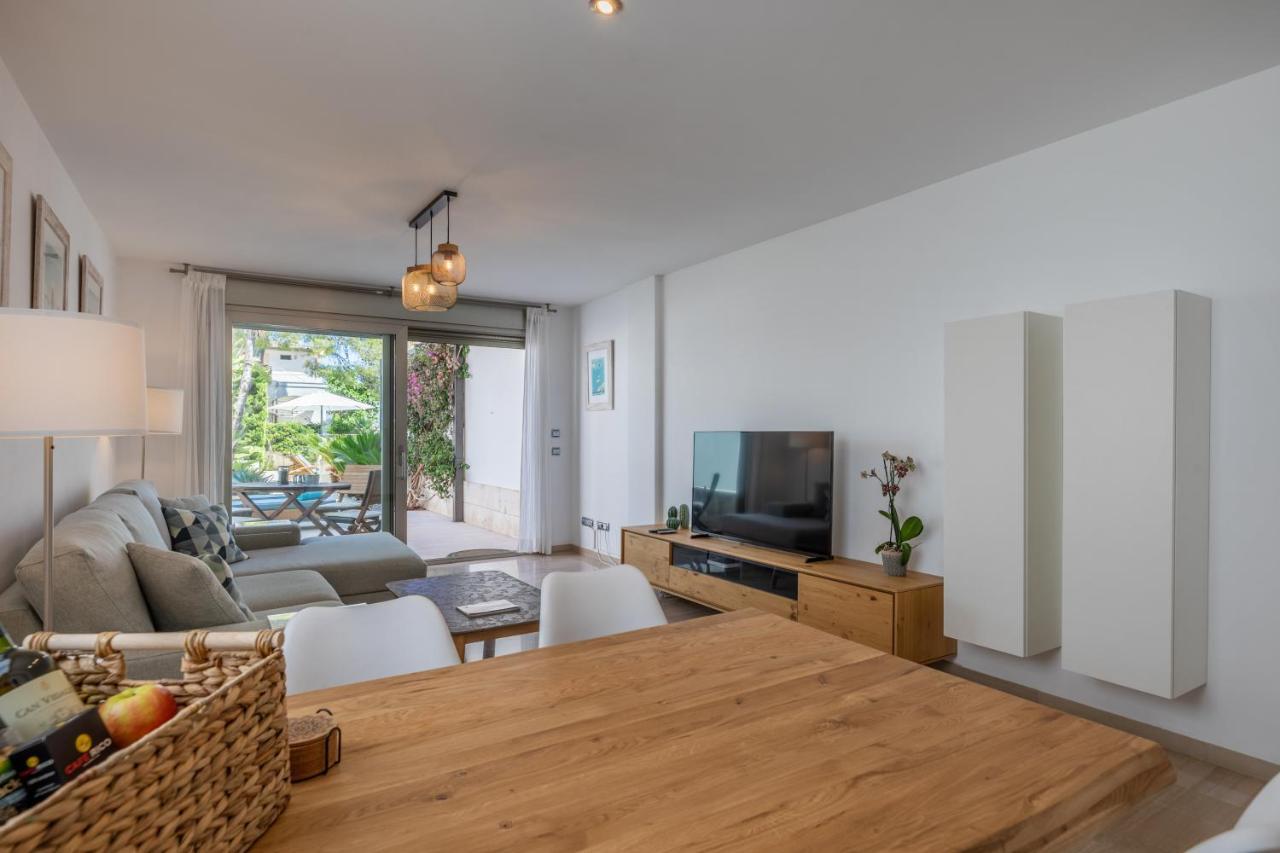 La Nau - Fantastic With Hot Tub And Pool, Just Steps Away From Appartement Port de Pollença