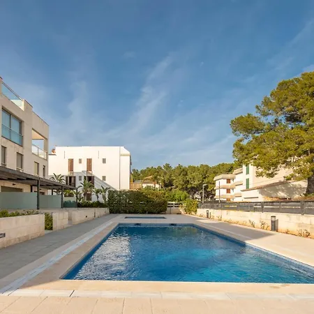 Apartment La Nau - Fantastic Apartment With Hot Tub And Pool, Just Steps Away From Beach Port de Pollenca Exterior photo